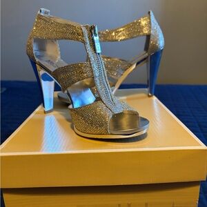 MICHAEL KORS Women's Silver T-Strap High Heel Sandals